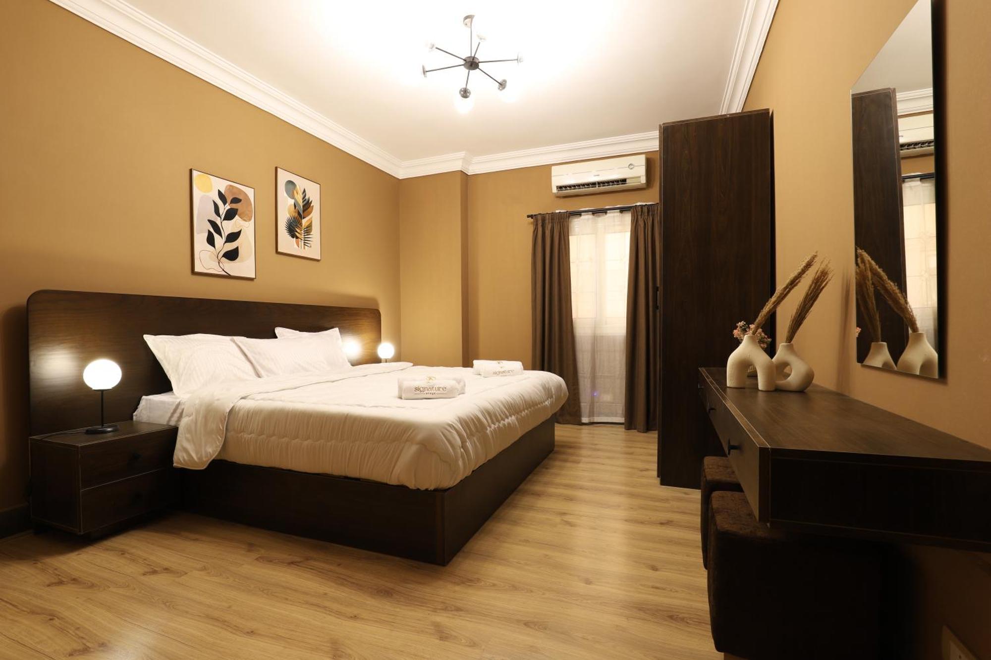 Apartment Signature Stays: Modern Chic Cairo